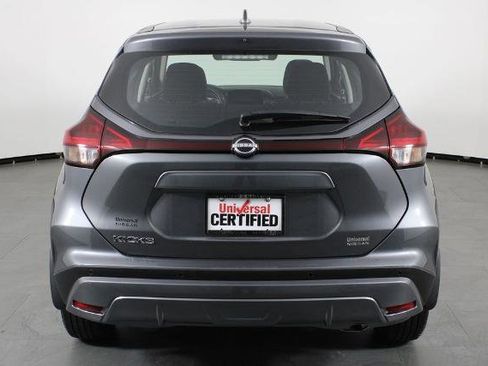 Certified 2025 Nissan Kicks Play S FWD image 11