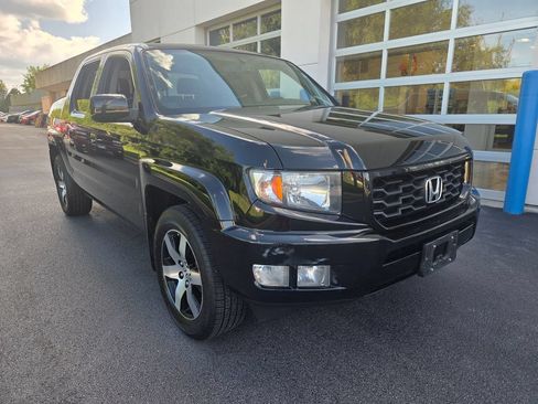 Used 2014 Honda Ridgeline SE image 3