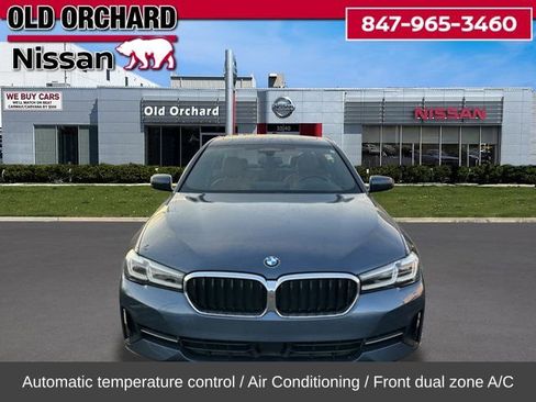 Used 2023 BMW 530i xDrive 530i xDrive w/ Premium Package image 5