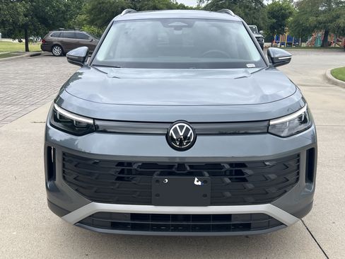 Certified 2026 Volkswagen Tiguan S FWD image 3