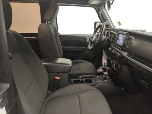 Used 2020 Jeep Wrangler Sport AWD/4WD image 21