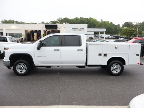 Used 2024 Chevrolet Silverado 2500 W/T w/ WT Convenience Package RWD image 8