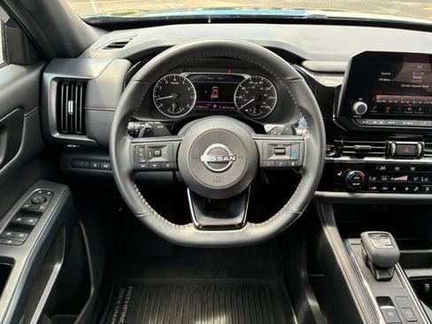 Certified 2025 Nissan Pathfinder Rock Creek AWD/4WD image 15
