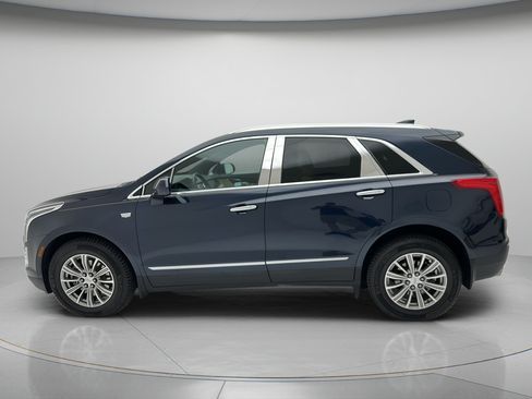Used 2017 Cadillac XT5 Luxury w/ Driver Awareness Package FWD image 8