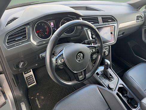 Used 2021 Volkswagen Tiguan SE R-Line AWD/4WD image 23