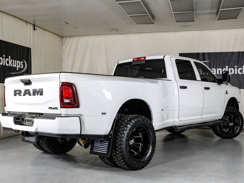 Used 2025 RAM 3500 Tradesman AWD/4WD image 9