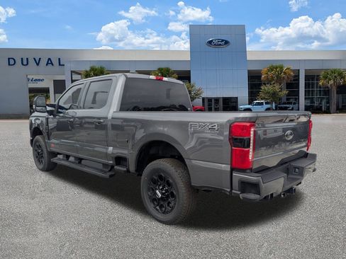 New 2026 Ford F250 Lariat w/ Black Appearance Package image 6