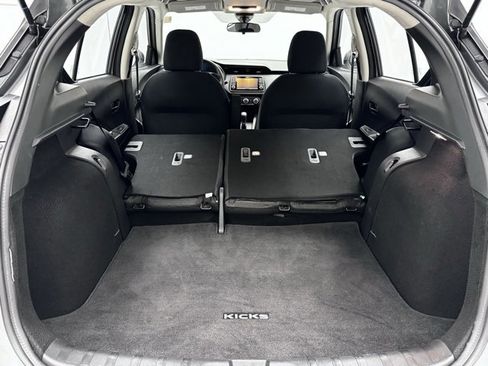 Used 2024 Nissan Kicks S image 24