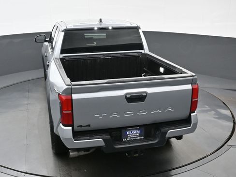 Used 2024 Toyota Tacoma TRD Off-Road AWD/4WD image 35