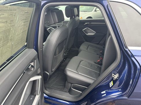 Used 2024 Audi Q3 2.0T Premium image 17