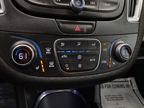 Used 2019 Chevrolet Malibu LT w/ Driver Confidence Package II image 22