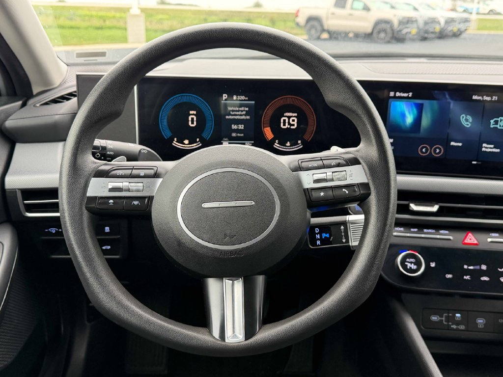 Used 2025 Hyundai Sonata SEL FWD image 34