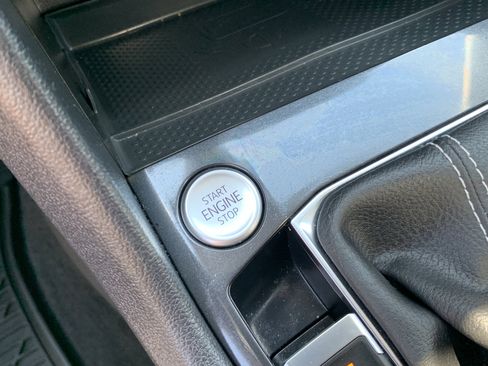 Used 2023 Volkswagen Tiguan SE FWD image 26