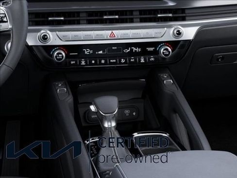 Certified 2025 Kia Telluride S image 23