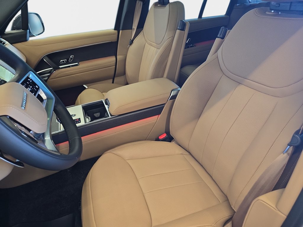 New 2026 Land Rover Range Rover SE AWD/4WD image 12