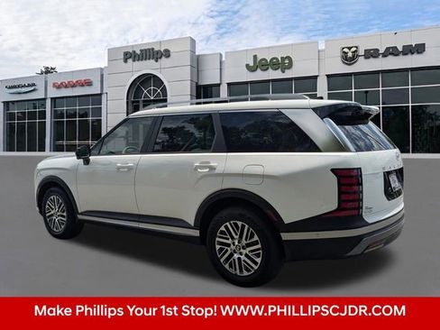 Used 2026 Hyundai Palisade SEL FWD image 5