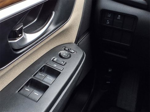 Used 2021 Honda CR-V EX image 19
