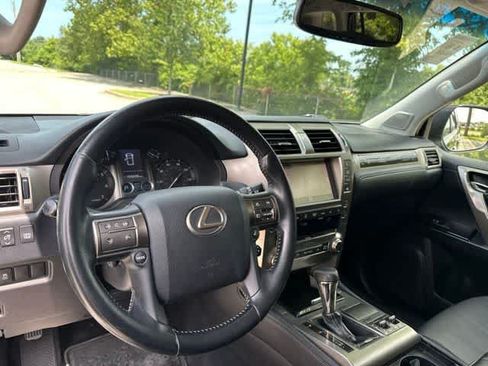 Used 2016 Lexus GX 460 w/ Navigation Package AWD/4WD image 6