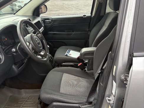 Used 2014 Jeep Compass Sport w/ Power Value Group image 18