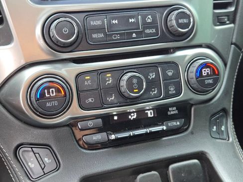 Used 2018 Chevrolet Tahoe LT AWD/4WD image 37