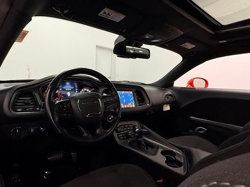 Used 2023 Dodge Challenger R/T w/ Blacktop Package image 21