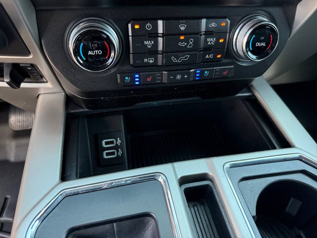 Used 2018 Ford F150 Lariat w/ Equipment Group 502A Luxury AWD/4WD image 22