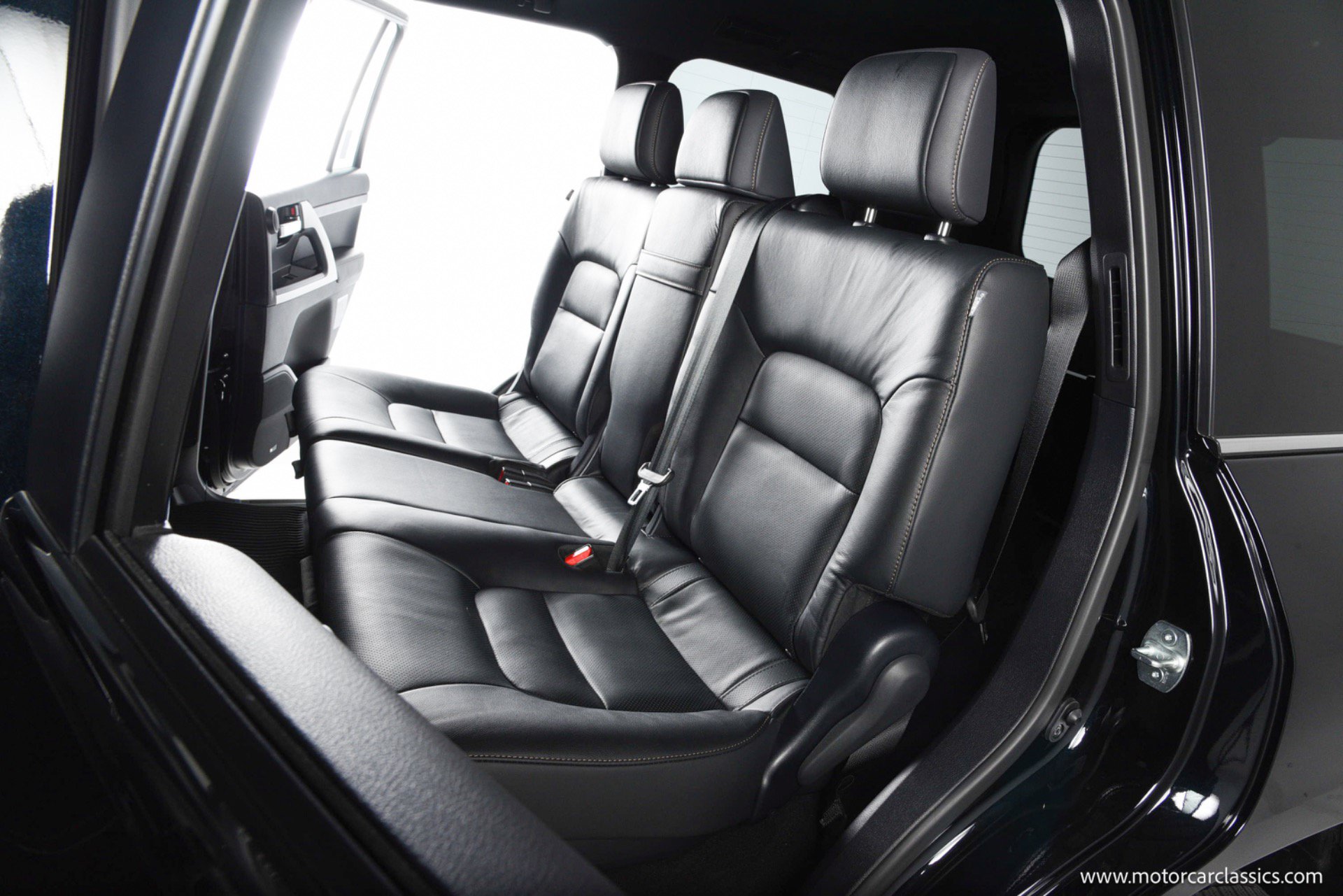 Used 2021 Toyota Land Cruiser Heritage Edition AWD/4WD image 31