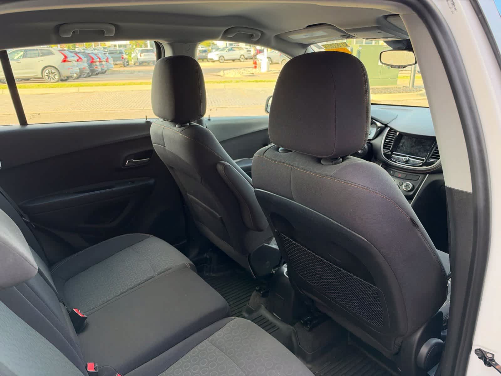 Used 2019 Chevrolet Trax LS FWD image 12