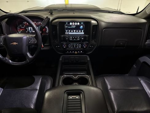 Used 2019 Chevrolet Silverado 2500 LTZ w/ Duramax Plus Package AWD/4WD image 10