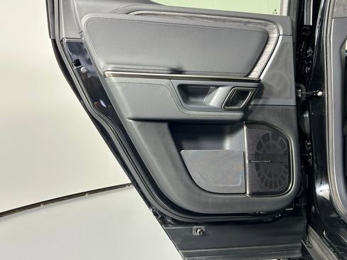 Used 2022 Rivian R1T Adventure image 16