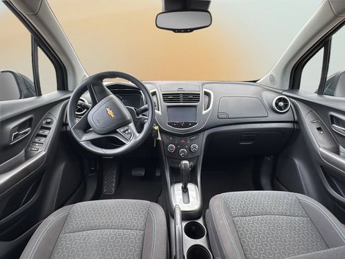 Used 2016 Chevrolet Trax LS FWD image 13