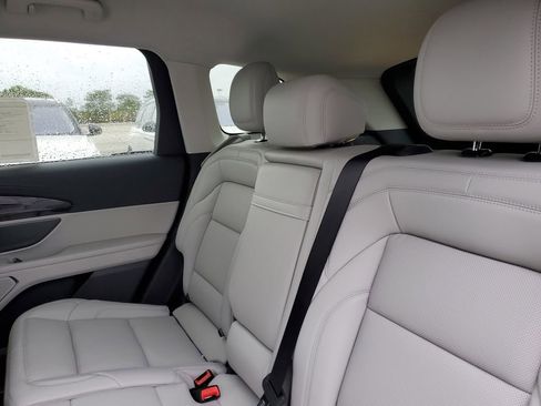 New 2026 Lincoln Nautilus Premier AWD/4WD image 11