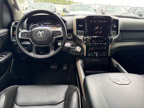 Used 2022 RAM 1500 Laramie AWD/4WD image 22
