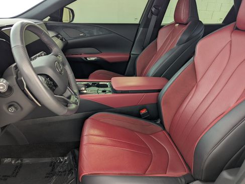 Used 2024 Lexus RX 500h F Sport w/ Convenience Package AWD/4WD image 18