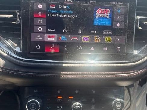 Used 2021 Dodge Durango R/T AWD/4WD image 3