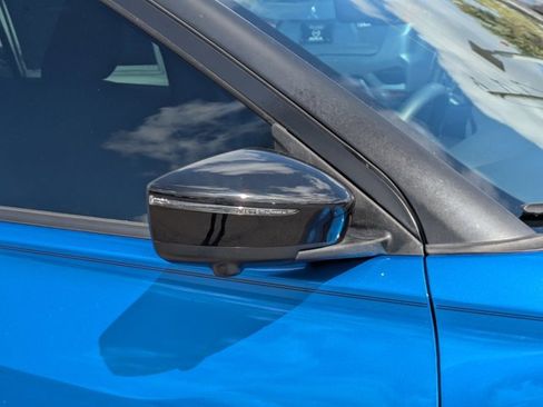 Certified 2023 Nissan Kicks SR w/ Interior Electronics Package image 12