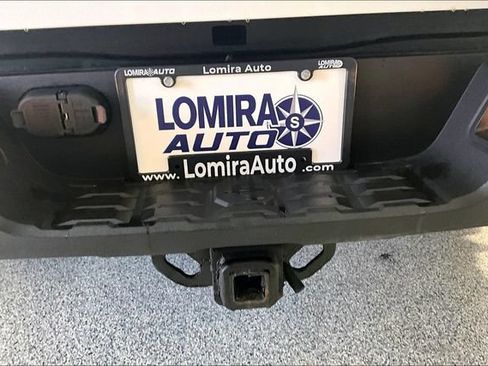 Used 2018 Toyota Tacoma TRD Sport AWD/4WD image 46