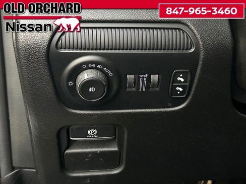 Used 2022 Jeep Wagoneer Series II w/ Premium Group I image 12