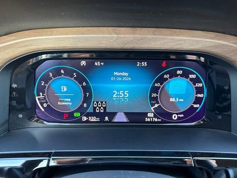 Used 2024 Volkswagen Atlas SE image 24