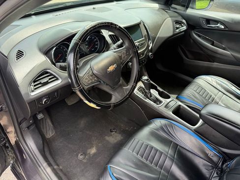Used 2016 Chevrolet Cruze LT w/ Convenience Package FWD image 13