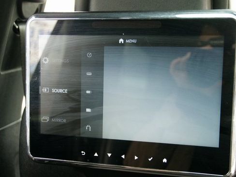 Used 2018 Lincoln Navigator L Select image 33