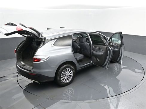 Used 2024 Buick Enclave Premium image 30