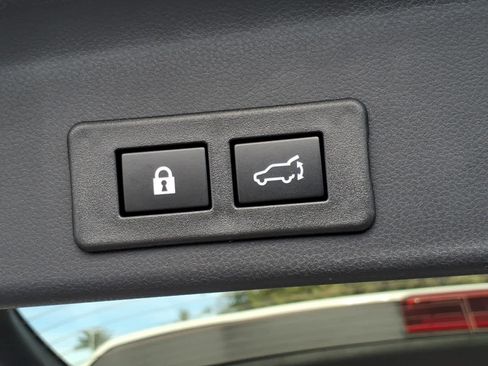 New 2026 Subaru Ascent Limited image 15