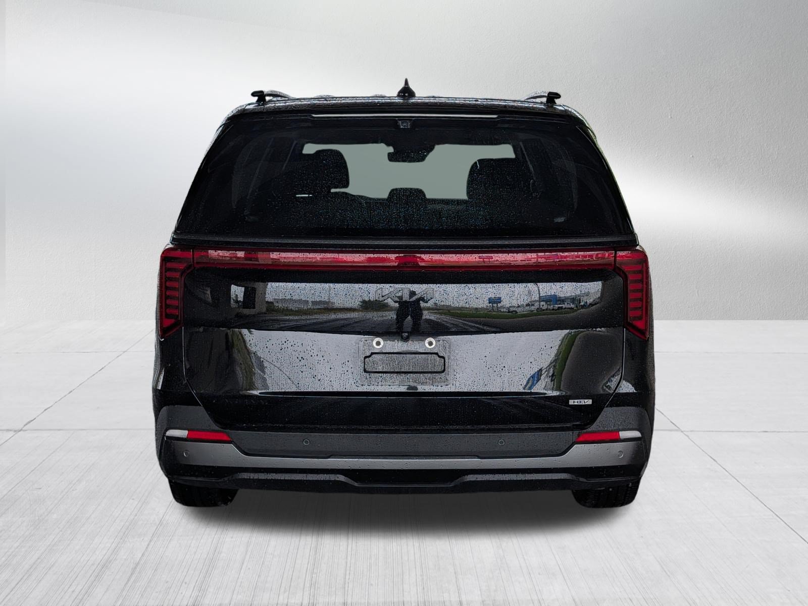 Certified 2025 Kia Carnival SX Prestige FWD image 6