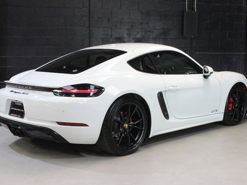 Used 2018 Porsche 718 Cayman GTS image 20