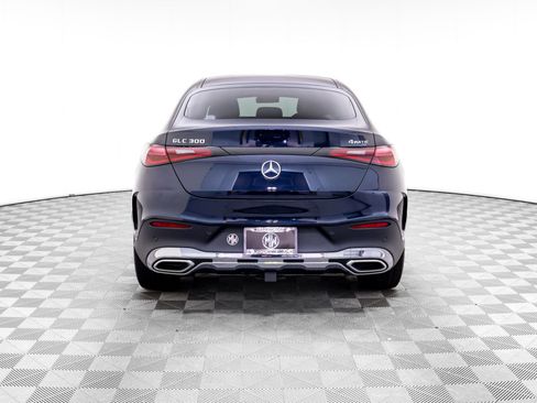 Used 2024 Mercedes-Benz GLC 300 4MATIC image 4