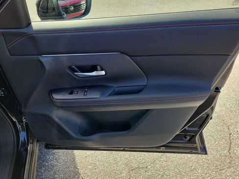 New 2026 Nissan Kicks SR w/ SR Premium Package image 31