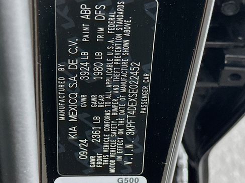 Used 2025 Kia K4 LXS image 12