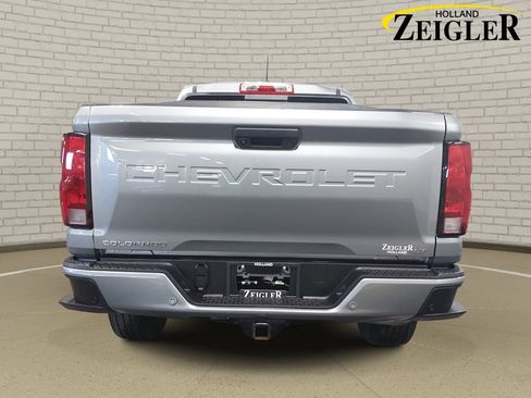 Used 2023 Chevrolet Colorado LT w/ LT Convenience Package II AWD/4WD image 6