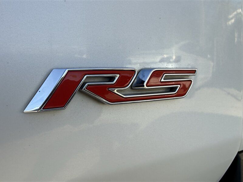 Used 2020 Chevrolet Traverse RS w/ LPO, Floor Liner Package AWD/4WD image 7